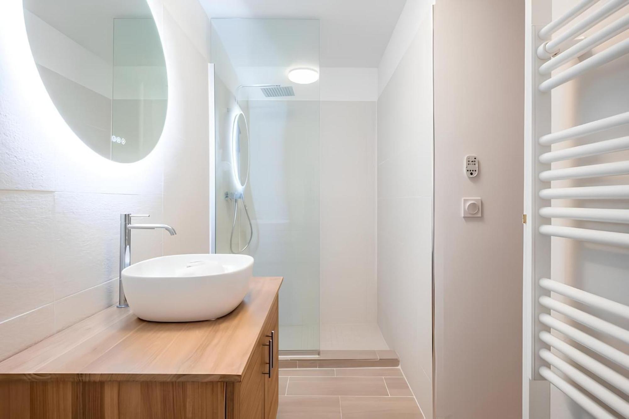 Cozy Appartement Plein Centre, Proche Gare/Plage Menton Exterior photo